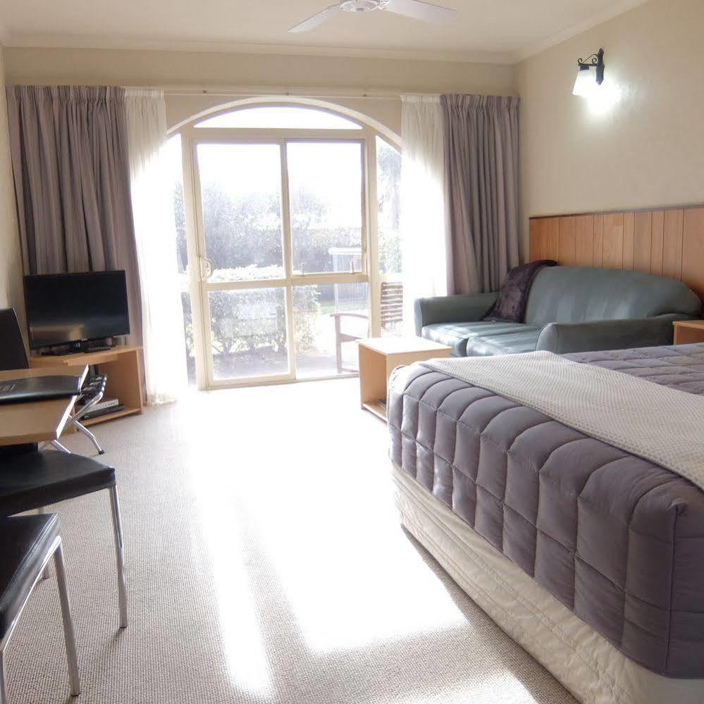 299 On Devon West Motel New Plymouth Exterior foto